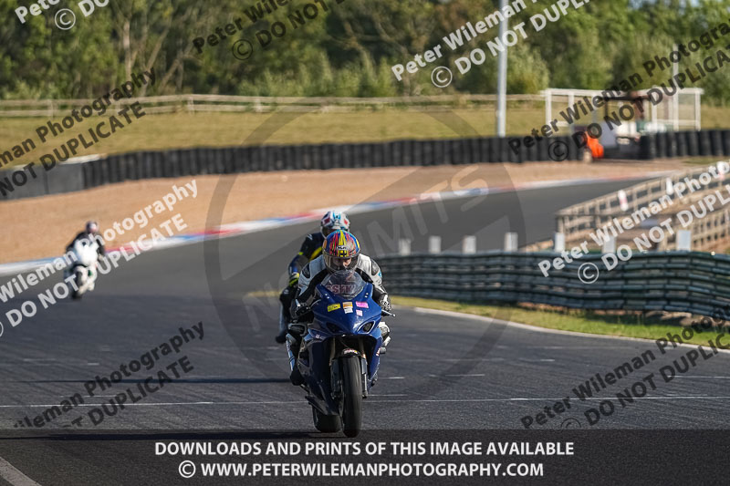 enduro digital images;event digital images;eventdigitalimages;mallory park;mallory park photographs;mallory park trackday;mallory park trackday photographs;no limits trackdays;peter wileman photography;racing digital images;trackday digital images;trackday photos